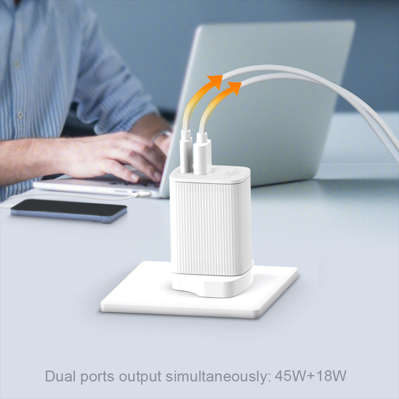 65W Output British Standard Fast-charging Charger with Type C A Ports